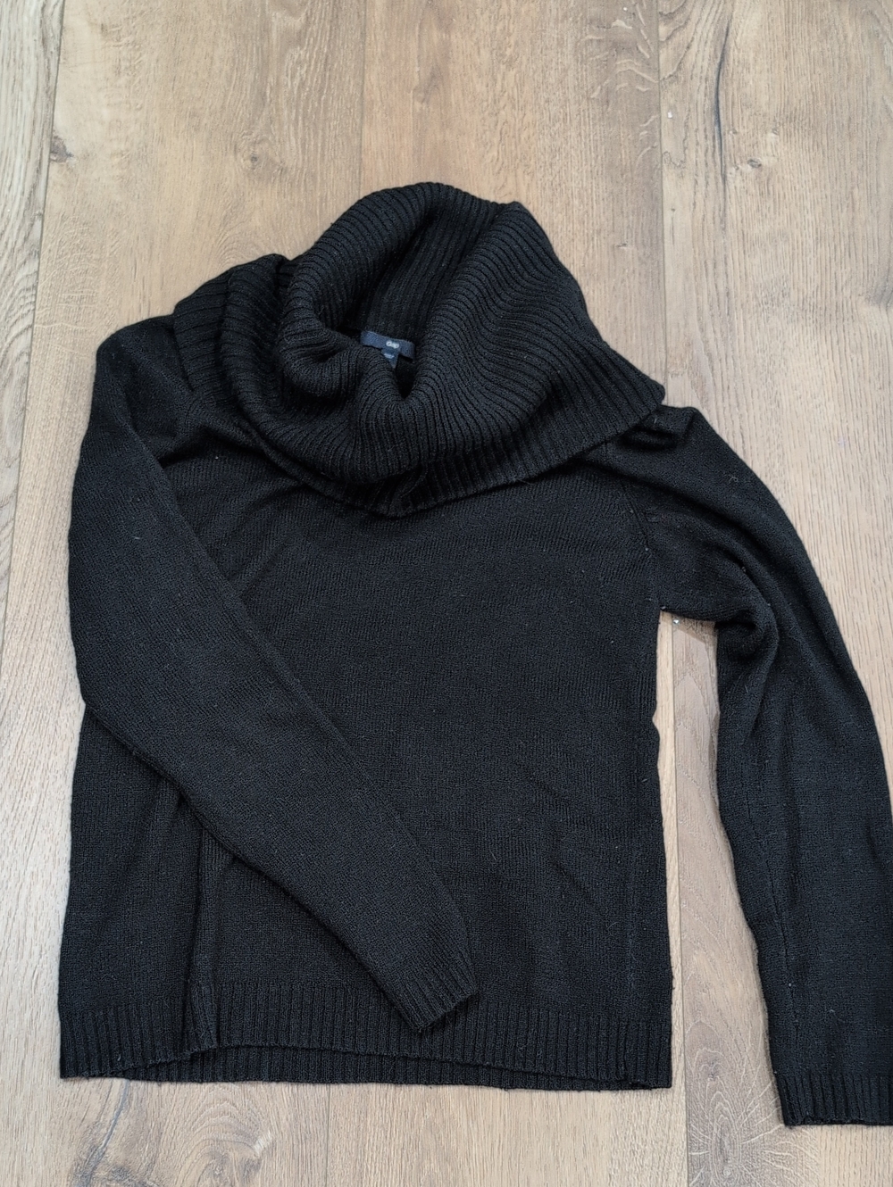 GAP Black Turtleneck Sweater